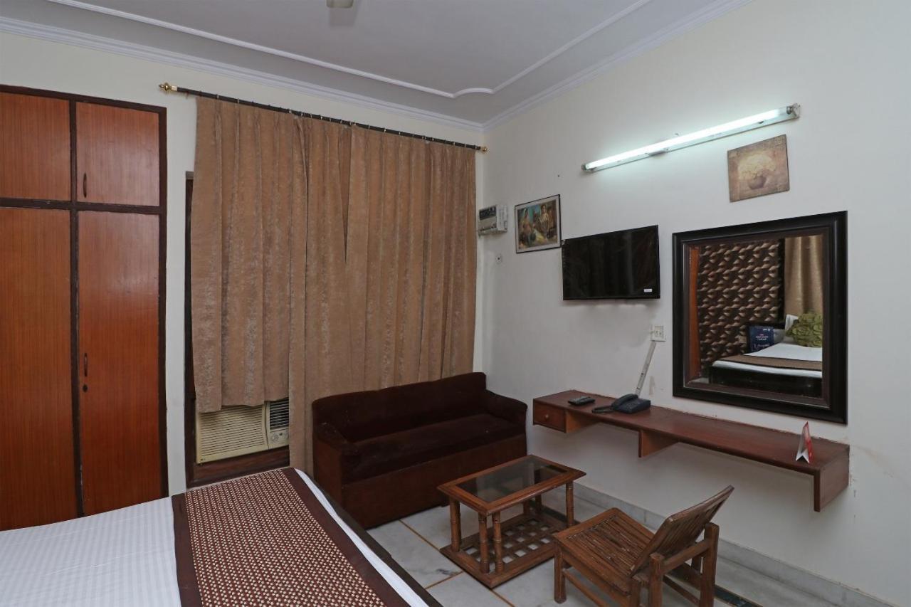 Hari Villa Residency --Near Noida Indoor Stadium Экстерьер фото