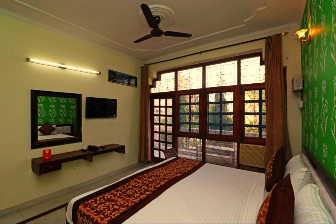 Hari Villa Residency --Near Noida Indoor Stadium Экстерьер фото